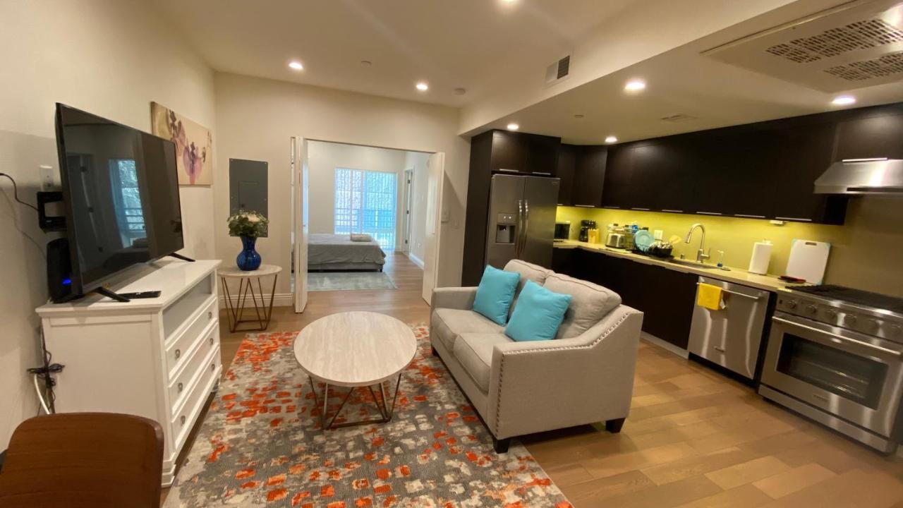 Gorgeous Apt With Parking In Ktown La Los Angeles Exteriér fotografie