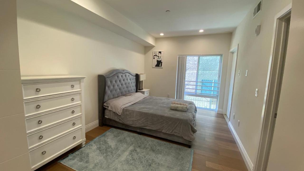Gorgeous Apt With Parking In Ktown La Los Angeles Exteriér fotografie